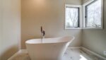 bath tub
